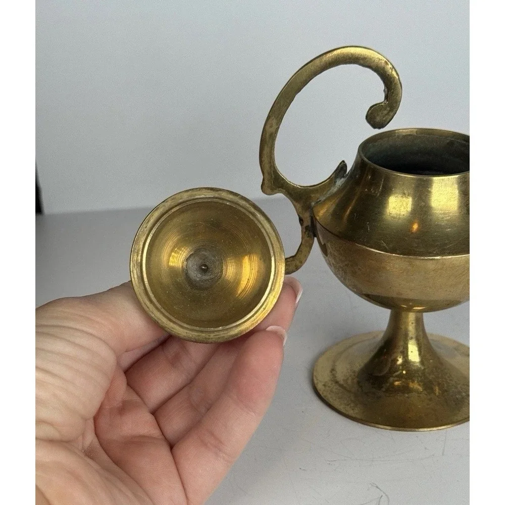 VTG Enesco Imports Brass Genie Lamp Oil Lamp Made In India Aladdin Style Decor